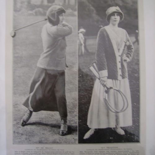 Photos de championnes post 1912 Melle de Bellet (Ã  g.) et Melle Broquedis (tennis Ã  dr.)