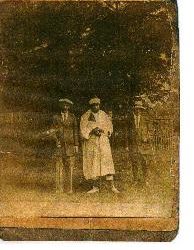 Jean Gassiat au Golf Bordelais (Gironde) avec Moulay Abd el-Aziz ( Sultan du Maroc ) en 1916