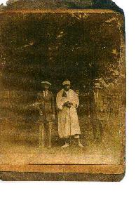 Jean Gassiat au Golf Bordelais (Gironde) avec Moulay Abd el-Aziz ( Sultan du Maroc ) en 1916