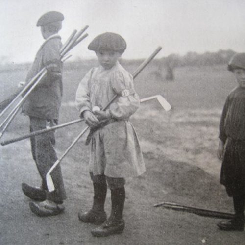 Les petits cadets de Biarritz vers 1897